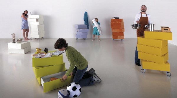 Cassettiera-con-ruote-trasformabile-design-Lago