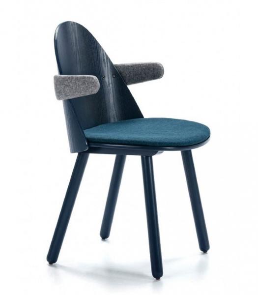 Uma_Silla_Reposabrazos_Azul_Marino_Teulat.jpg