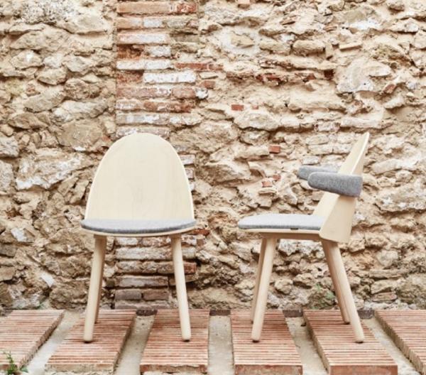 Uma Silla Reposabrazos Teulat Ambiente 4