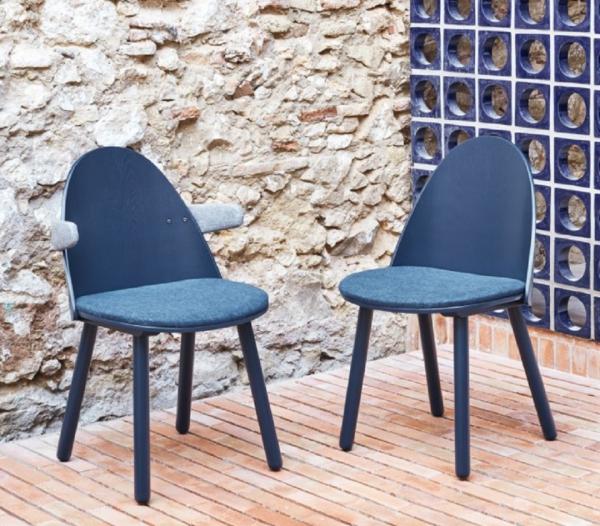 Uma Silla Reposabrazos Teulat Ambiente 5